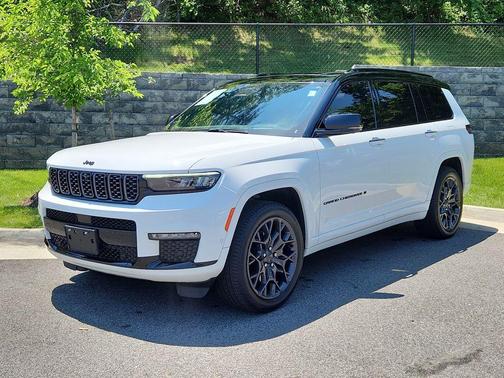 Bright White Clearcoat 2023 Jeep Grand Cherokee L Summit