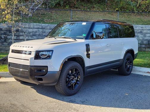 2026 Land Rover Defender P300 S