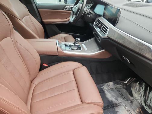 Black Sapphire Metallic 2022 BMW X5 xDrive40i