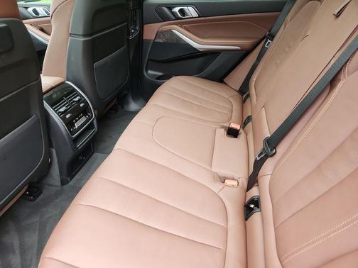 Black Sapphire Metallic 2022 BMW X5 xDrive40i
