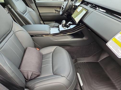 Borasco Grey 2026 Land Rover Range Rover Sport SE