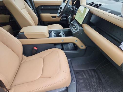 Carpathian Grey 2026 Land Rover Defender P400 X-Dynamic SE
