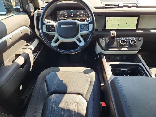 Hakuba Silver 2021 Land Rover Defender 110 SE