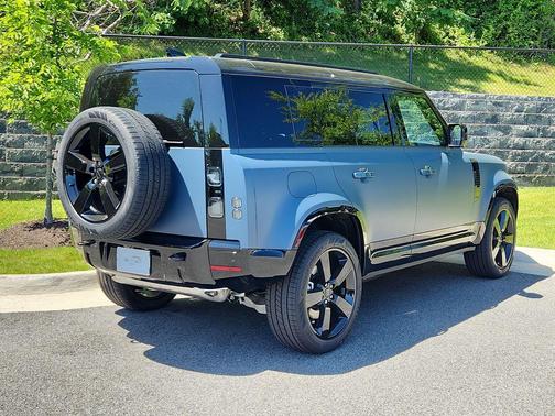 Tasman Blue 2026 Land Rover Defender P400 X-Dynamic SE