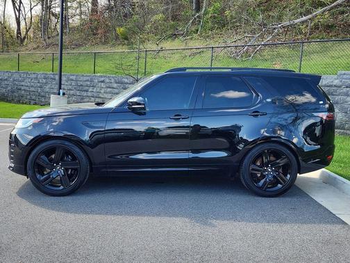 2023 Land Rover Discovery P360 Metropolitan Edition