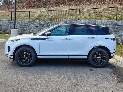 Fuji White 2026 Land Rover Range Rover Evoque S