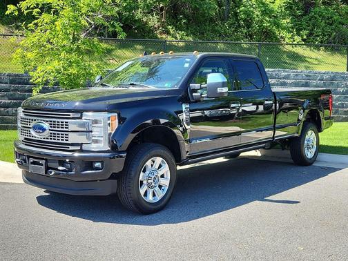 Black Metallic 2019 Ford F-350 Platinum