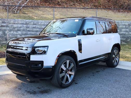 Borasco Grey 2026 Land Rover Defender 110 X