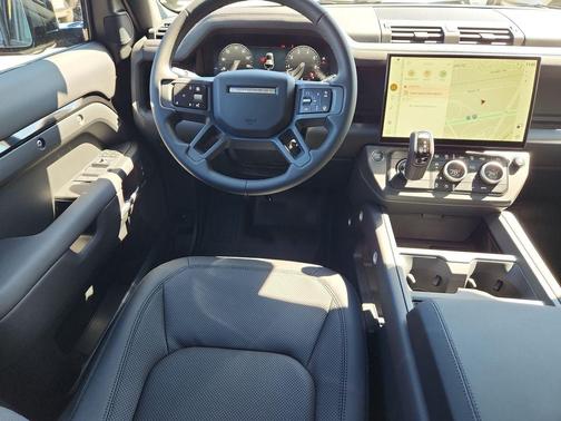 Santorini Black 2026 Land Rover Defender P400 X-Dynamic SE