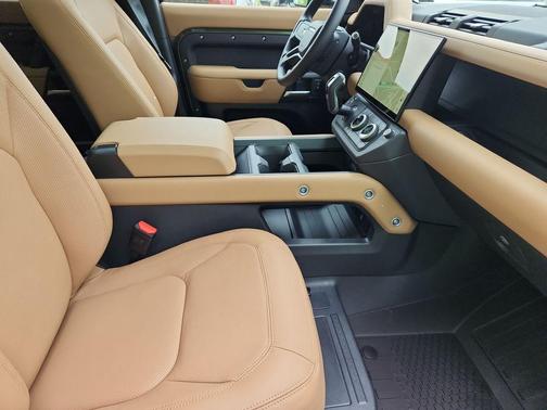 Woolstone Green 2026 Land Rover Defender P300 S