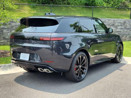 Carpathian Grey 2025 Land Rover Range Rover Sport P530 Dynamic SE