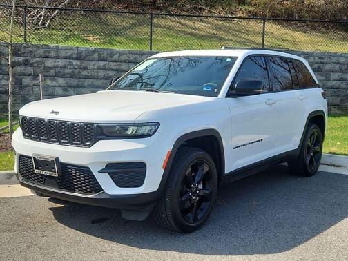 2024 Jeep Grand Cherokee Laredo