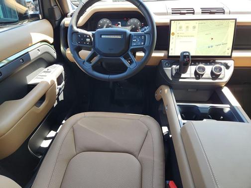 Woolstone Green 2026 Land Rover Defender P400 X-Dynamic SE