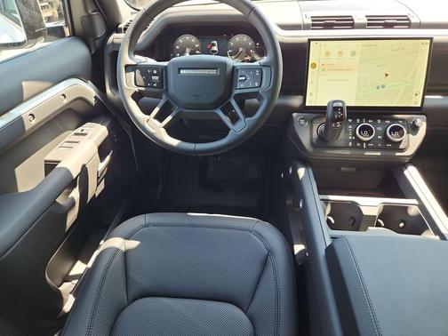 Fuji White 2026 Land Rover Defender P300 S