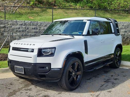 Fuji White 2024 Land Rover Defender P400 X-Dynamic SE