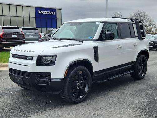 Fuji White 2024 Land Rover Defender P400 X-Dynamic SE
