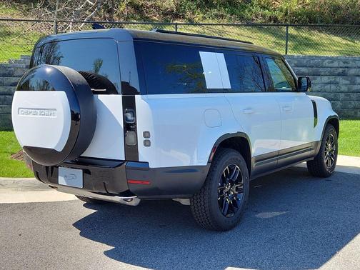 Fuji White 2026 Land Rover Defender P300 S