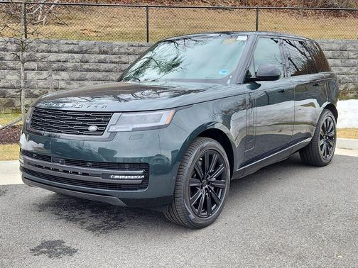 Belgravia Green 2026 Land Rover Range Rover P550e SE
