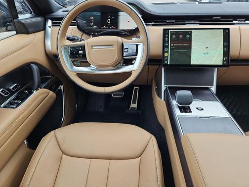 Sunset Gold In Satin Finish 2026 Land Rover Range Rover P530 SE