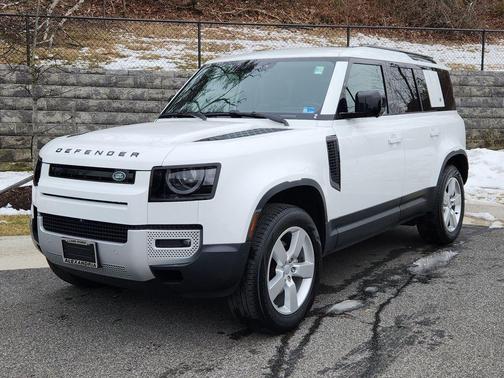 Fuji White 2024 Land Rover Defender P300