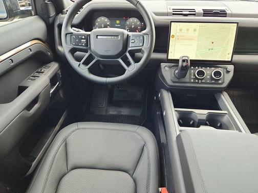 Gondwana Stone 2026 Land Rover Defender P400 X-Dynamic SE