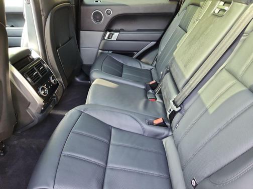 Fuji White 2022 Land Rover Range Rover Sport HSE Dynamic