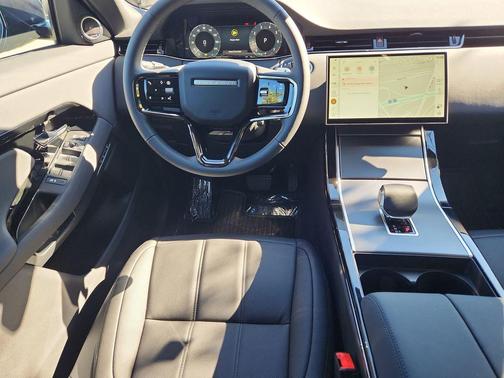 Santorini Black 2026 Land Rover Range Rover Evoque Core S