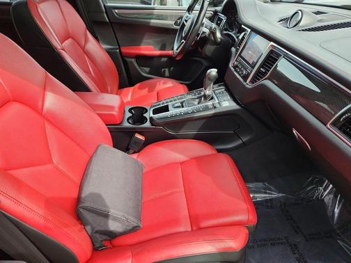 Black 2017 Porsche Macan GTS