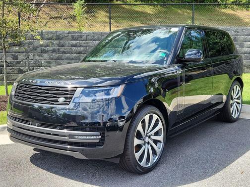 Santorini Black 2025 Land Rover Range Rover P400 SE