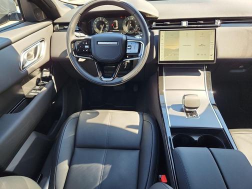 Batumi Gold 2026 Land Rover Range Rover Velar P250 S