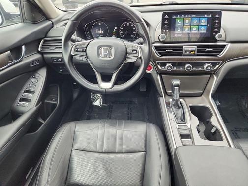 Platinum White 2022 Honda Accord EX-L