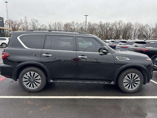 2023 Nissan Armada SL