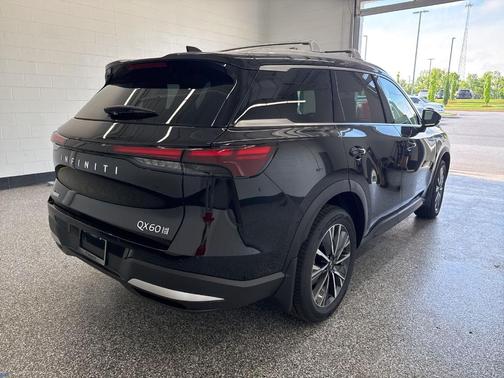 Mineral Black 2027 INFINITI QX60 Luxe