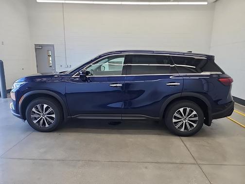 2025 INFINITI QX60 Pure