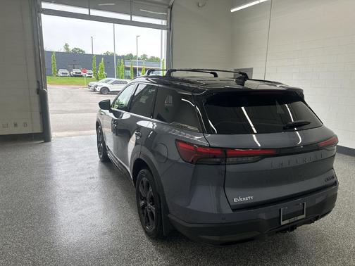 Moonbow Blue / Black Obsidian 2027 INFINITI QX60 AUTOGRAPH