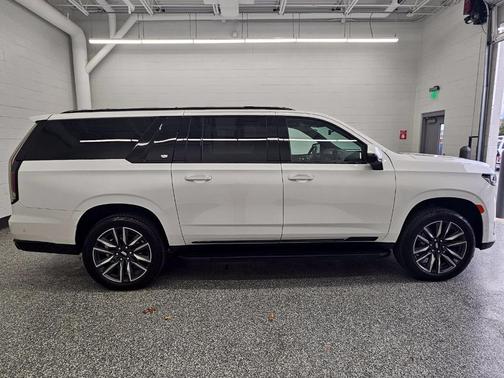 Crystal White Tri-Coat 2022 Cadillac Escalade ESV Sport