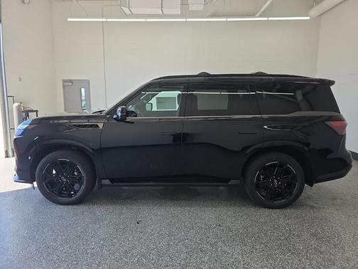 Diamond Black 2026 INFINITI QX80 SPORT