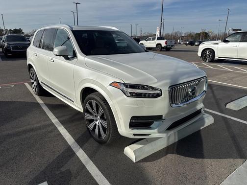 2021 Volvo XC90 Recharge Plug-In Hybrid T8 Inscription 7 Passenger