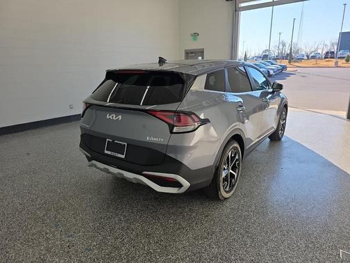 2025 Kia Sportage EX