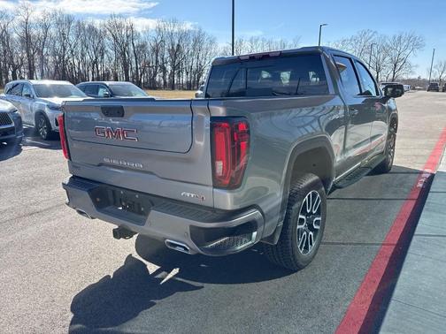 2025 GMC Sierra 1500 AT4