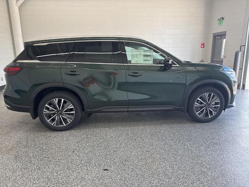 Deep Emerald 2027 INFINITI QX60 Luxe