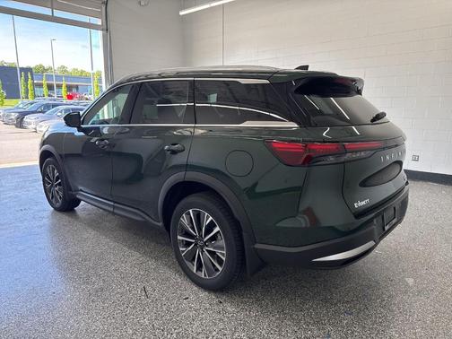 Deep Emerald 2027 INFINITI QX60 Luxe