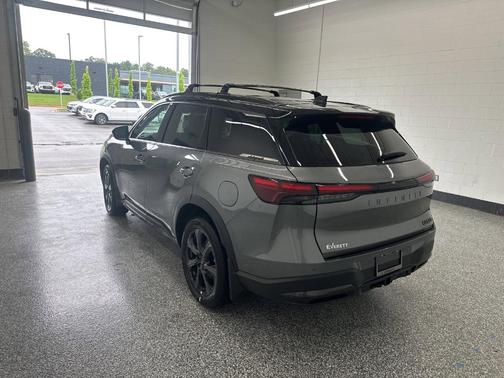 2t Grpt Shdw 2027 INFINITI QX60 AUTOGRAPH