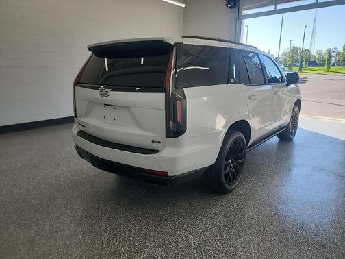 2023 Cadillac Escalade Sport Platinum