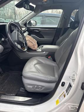 2021 Toyota Highlander Hybrid Limited