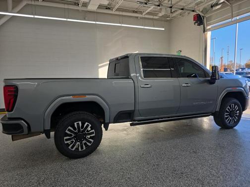 2024 GMC Sierra 2500 Denali Ultimate