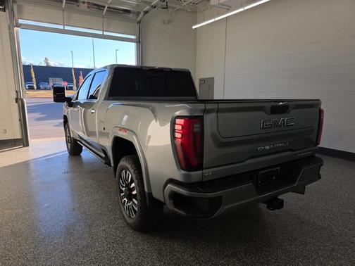 2024 GMC Sierra 2500 Denali Ultimate