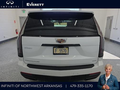 2025 Cadillac Escalade Sport Platinum