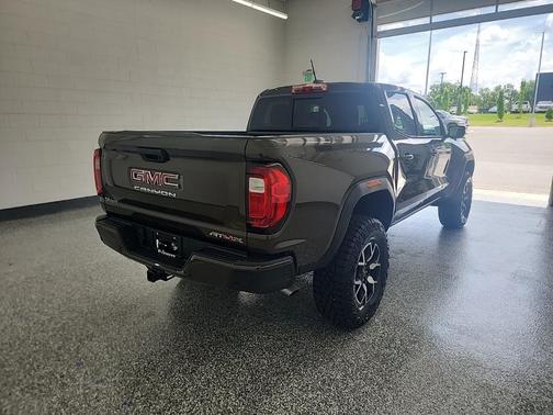 2024 GMC Canyon AT4X
