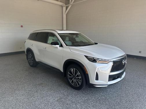Radiant White 2027 INFINITI QX60 Luxe